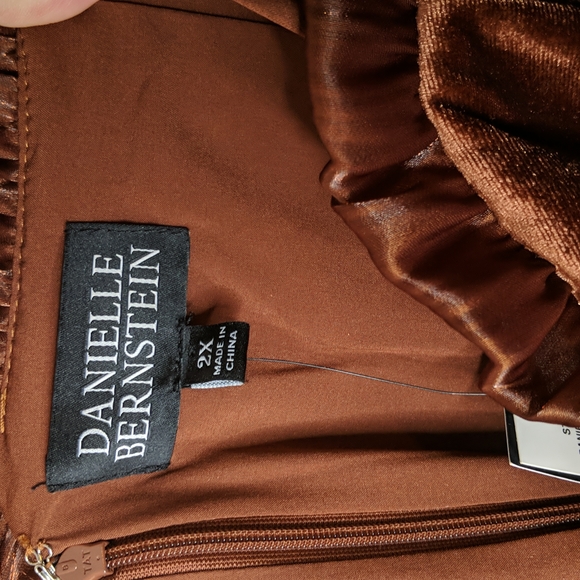 Danielle Bernstein Velvet Ruffle Mini Dress Brown - Picture 6 of 7